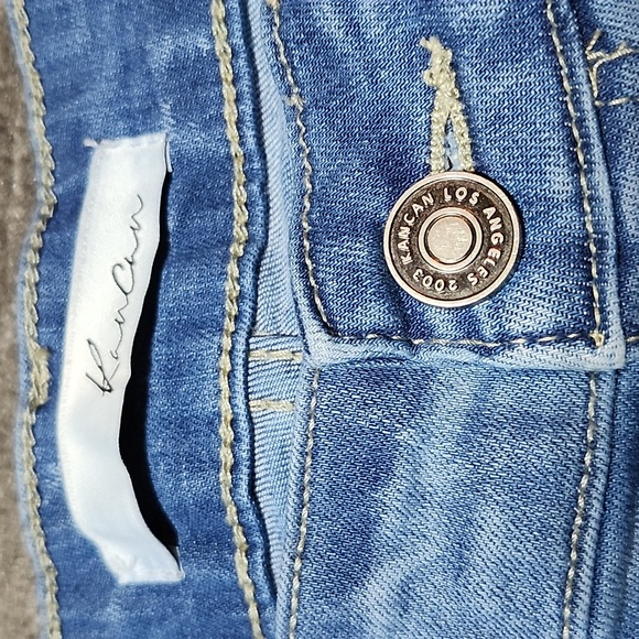 KANCAN LOS ANGELES HIGH-WAISTED RAW-EDGE ZIP-FLY DENIM JEAN SHORTS - Picture 5 of 12